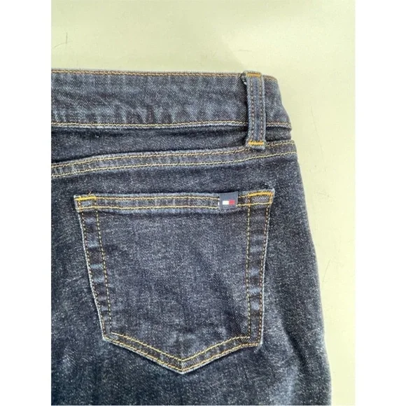 Tommy Hilfiger Women's Low Rise Dark Wash Bootcut Denim Jeans Size 4R - 28W - Picture 11 of 13